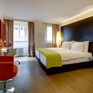 Design F6 Otel